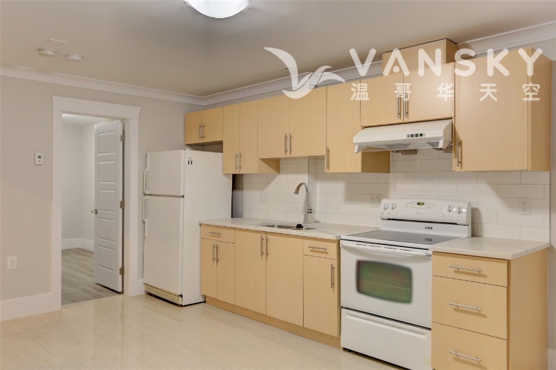 260415170818_3 lower 2 bed kitchen only.jpeg